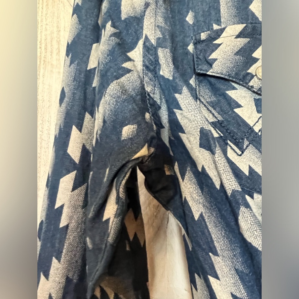 Wrangler Retro Women’s Pearl Snap Denim Long Sleeve Aztec Print Blue Size Large - Picture 6 of 11